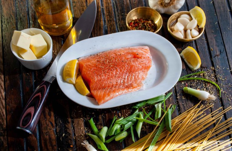 Nutrition and Mental Health in League City: Eat Plenty of Fat